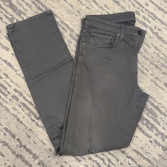 J Brand Jeans Men's Kane Straight-Fit Pant with 34" Inseam Herb - Picture 6 of 8